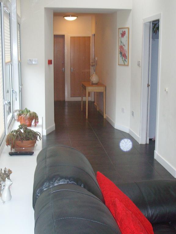 Lindhome Guest House Aberdeen Dış mekan fotoğraf