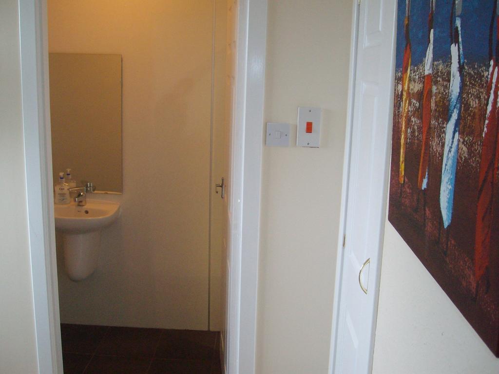 Lindhome Guest House Aberdeen Oda fotoğraf
