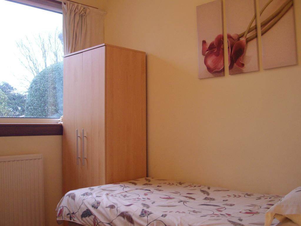 Lindhome Guest House Aberdeen Oda fotoğraf