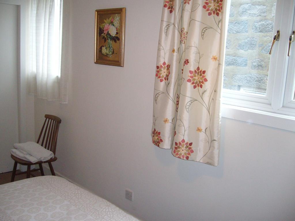 Lindhome Guest House Aberdeen Oda fotoğraf