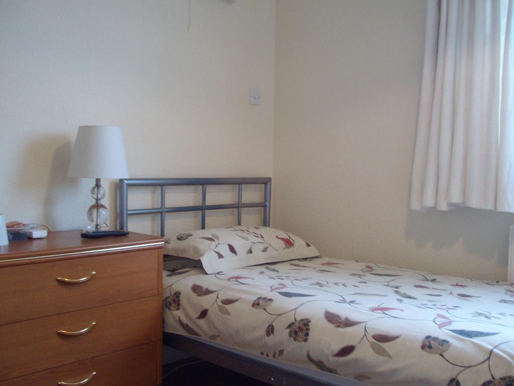 Lindhome Guest House Aberdeen Oda fotoğraf