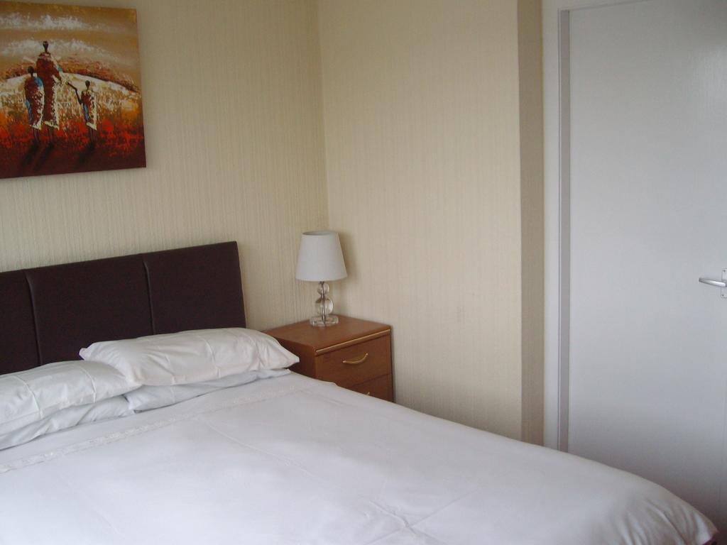 Lindhome Guest House Aberdeen Oda fotoğraf