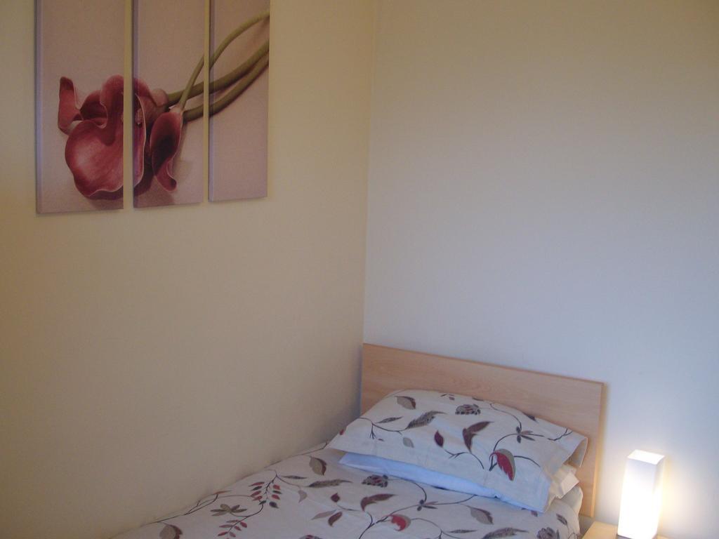 Lindhome Guest House Aberdeen Oda fotoğraf