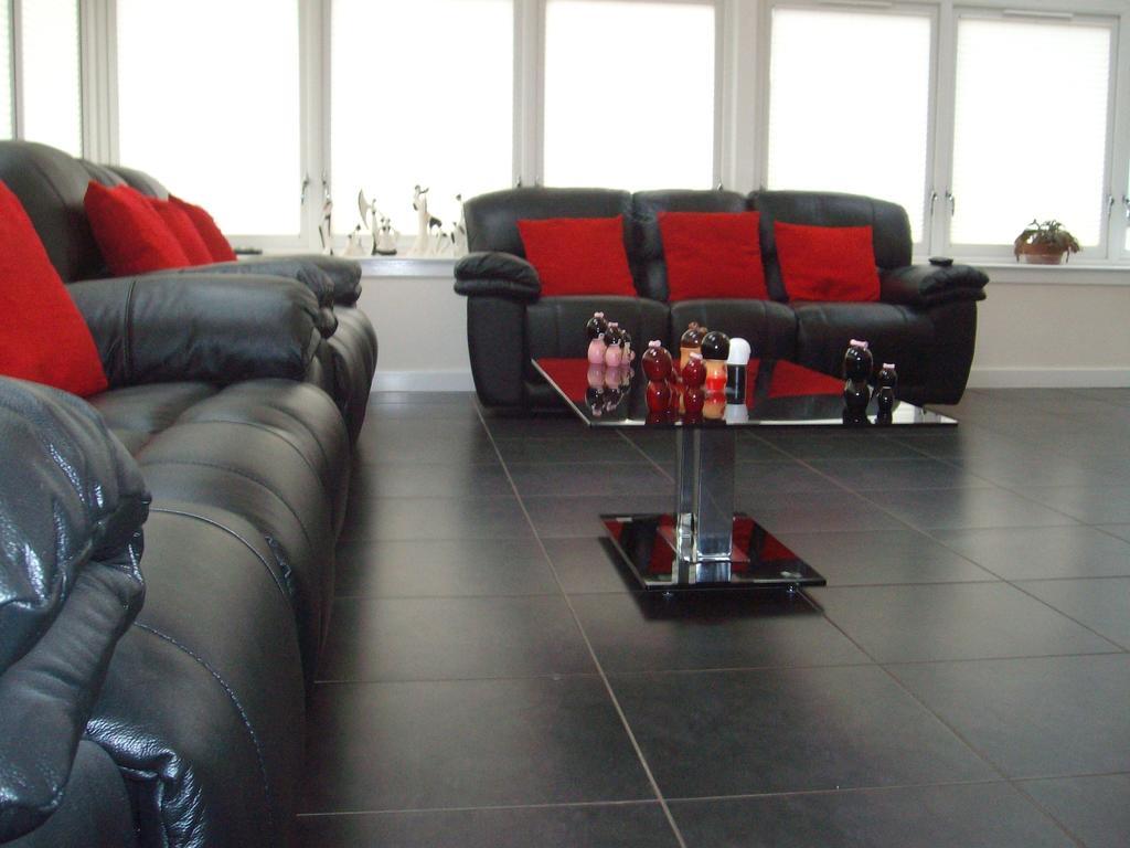 Lindhome Guest House Aberdeen Dış mekan fotoğraf